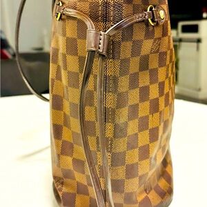 LV Neverfull Bag